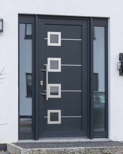 Moderne Haust&uuml;r in anthrazit